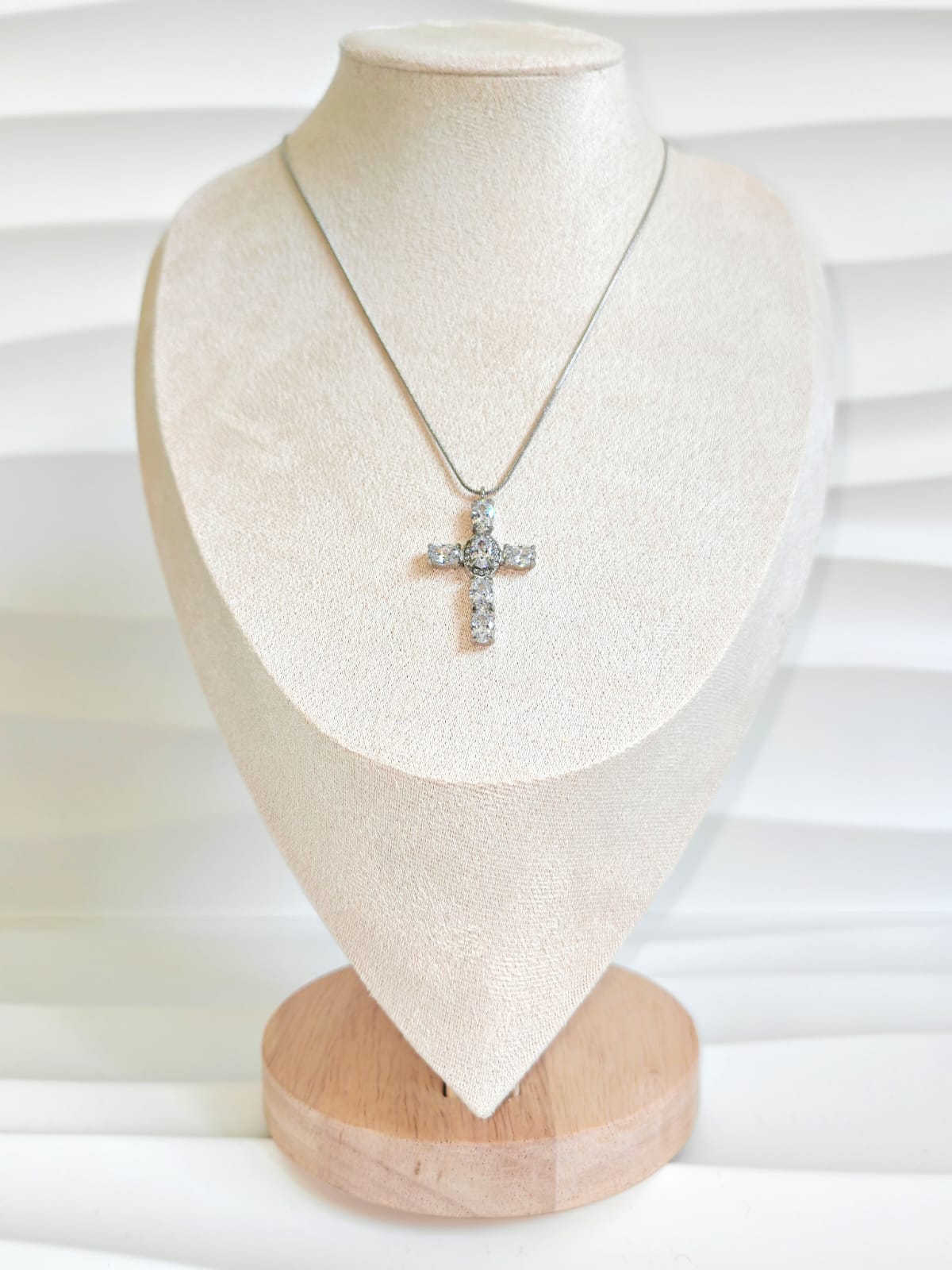 Collana Faith