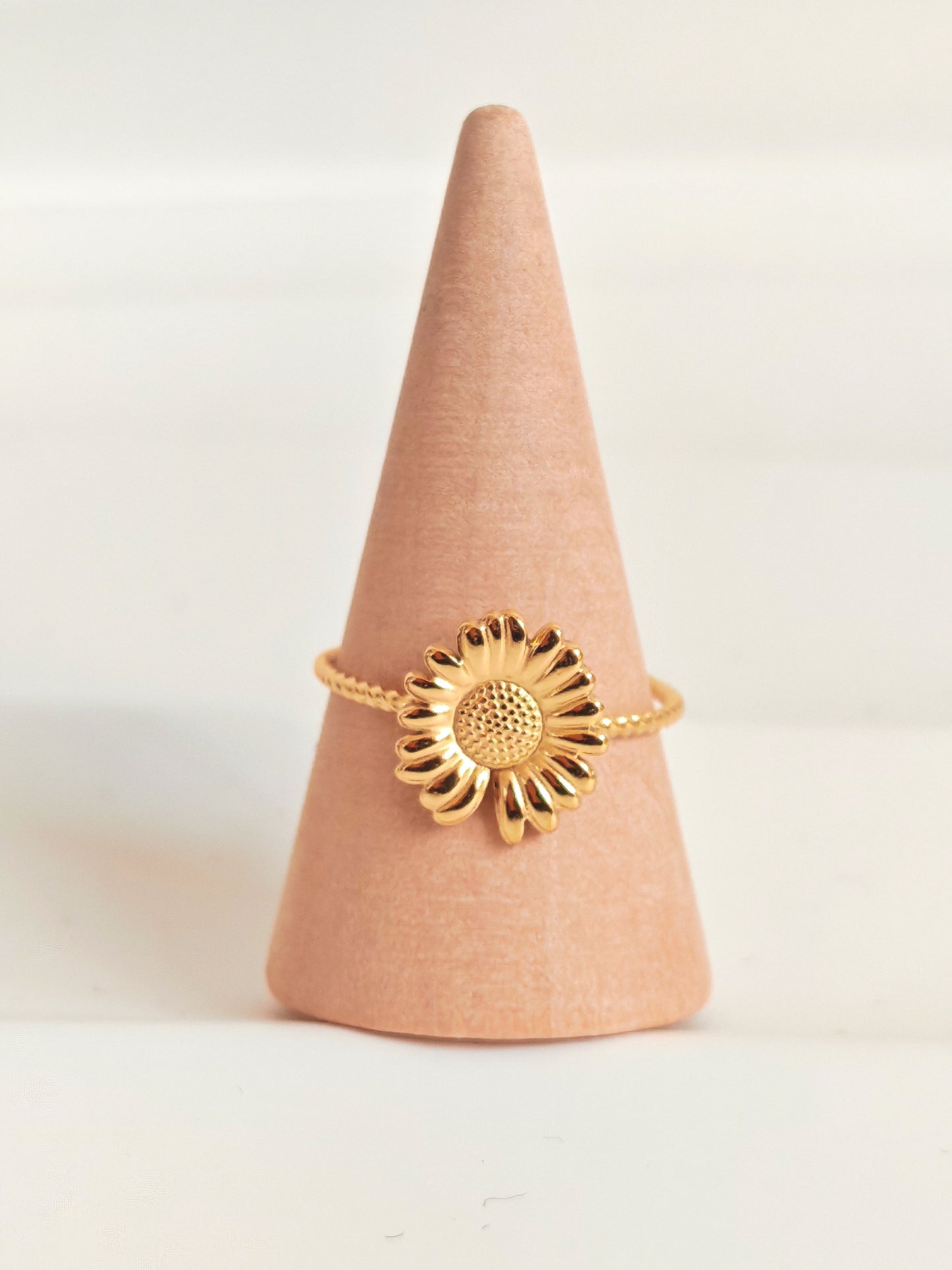 Anello Daisy