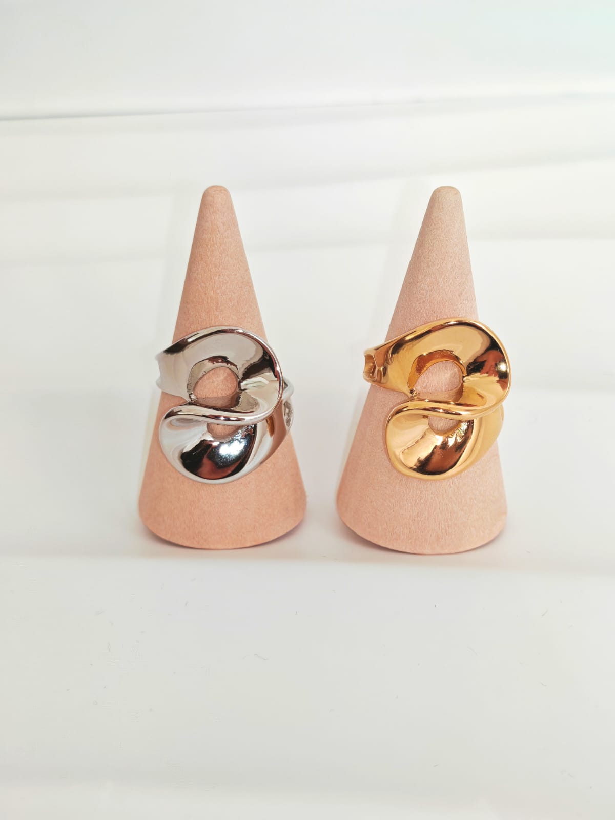 Anello Wave