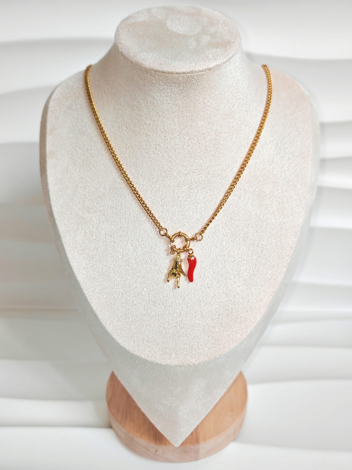 Collana Karma