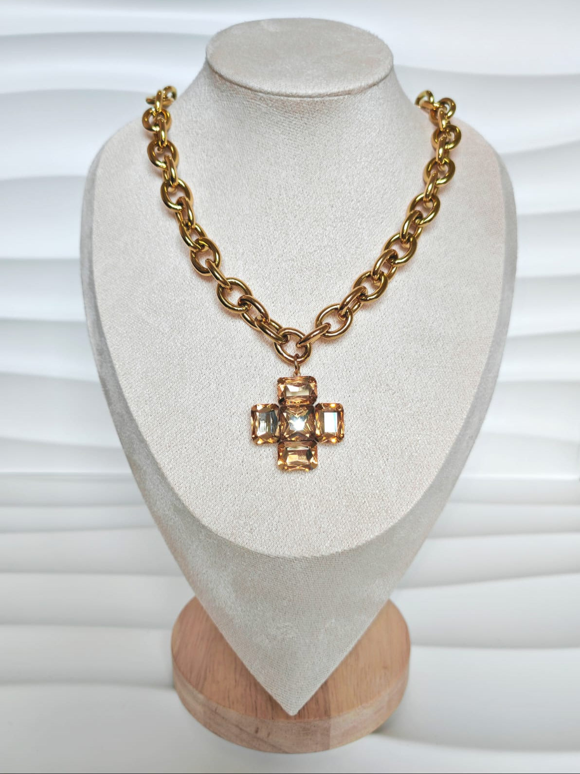 Collana Lux