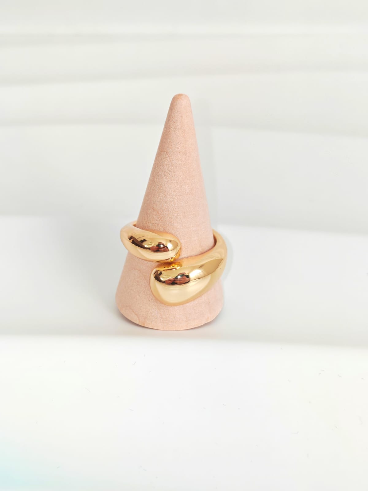 Anello Hug
